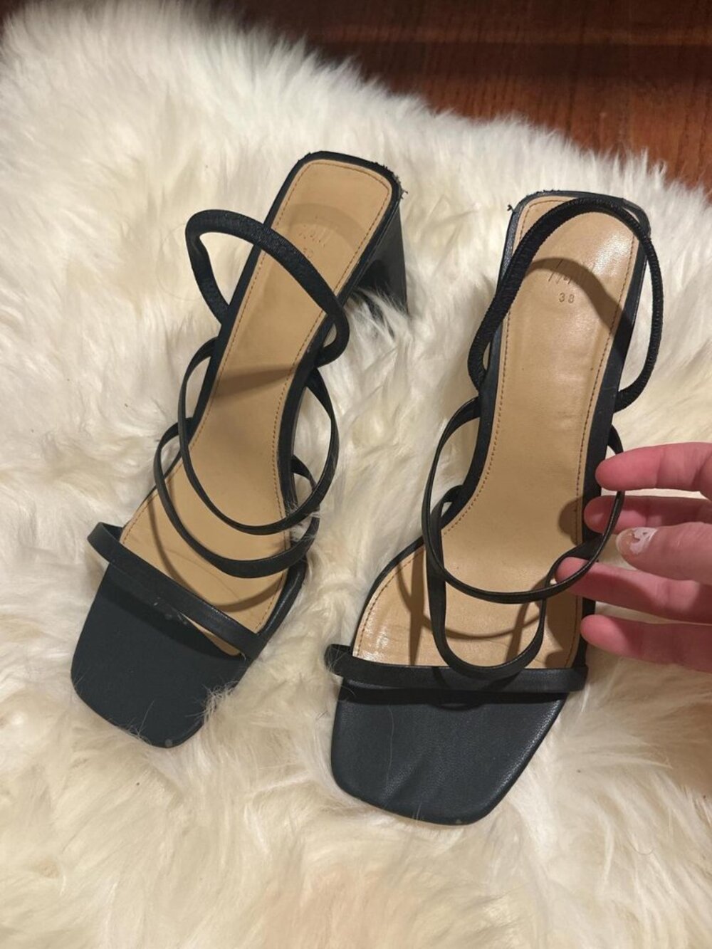 Black strappy block heel sandals size 38